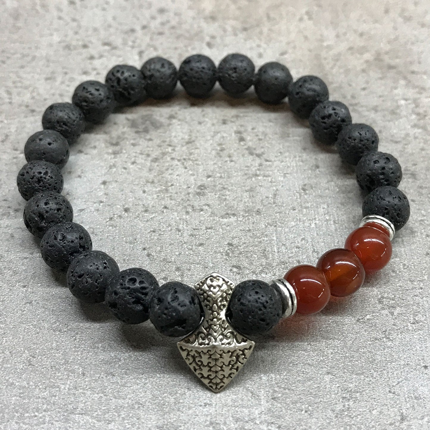 Bracelet Pierre de Lave – Tête de Hache Cornaline.