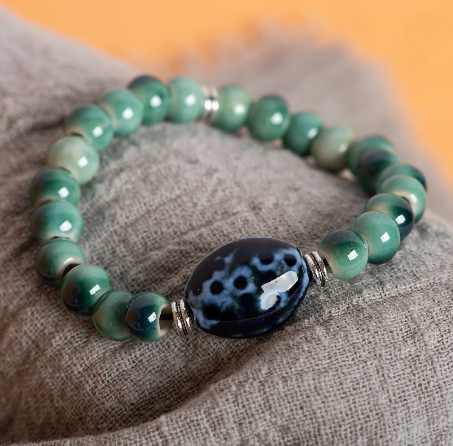 Bracelet Céramique Verte – Chic & Bohème au Quotidien