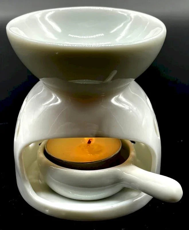 Brûleur à Huile en Céramique – Blanc Épuré 8 cm