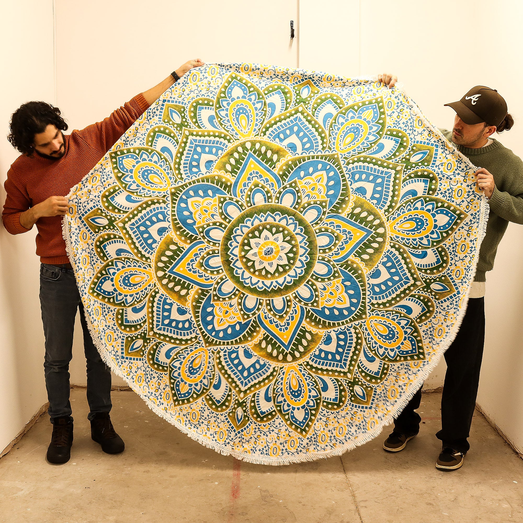 Grande tenture ronde mandala – Jaune &amp; Bleu